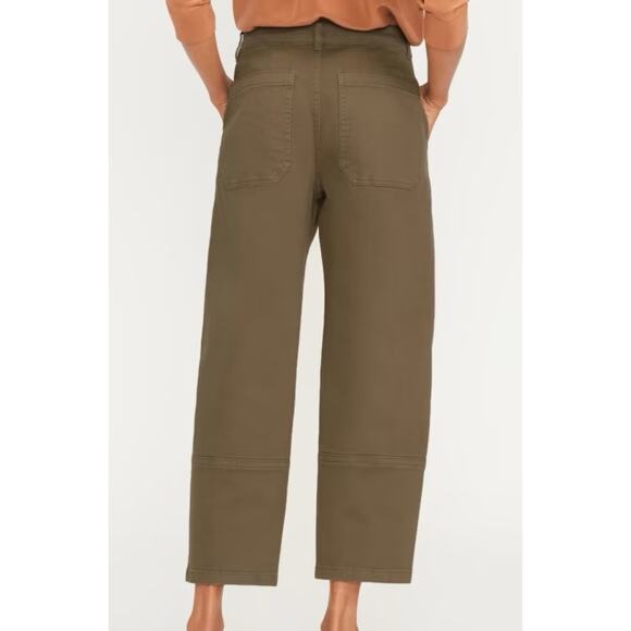 Everlane The Utility Barrel Pant in Dark Moss Green 8 - Picture 10 of 10